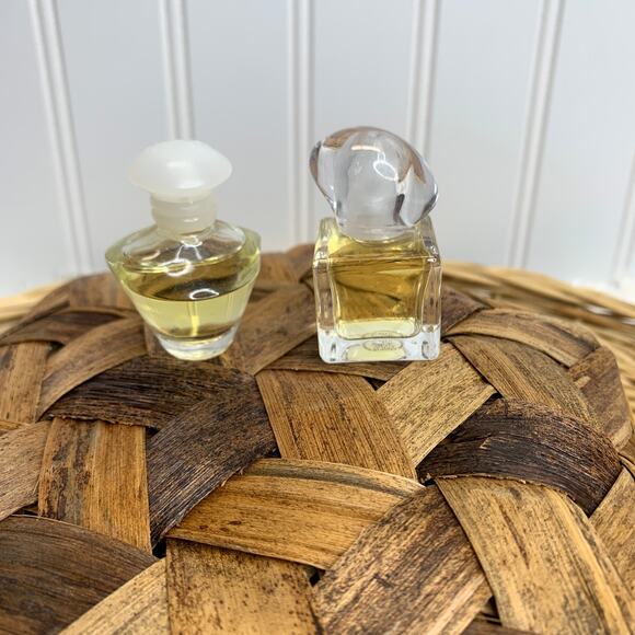 Small Decorative Perfume Bottles 1.75 x 1.25" 1 x 1.25" - Picture 4 of 8